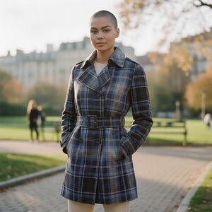 059 - Women's Tommy Hilfiger Plaid Trench Coat Size S